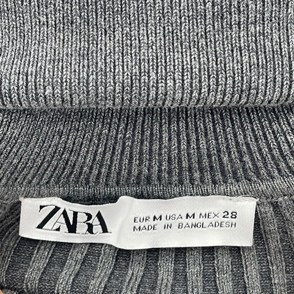 Zara | Turtleneck Gray Sweater | Size M - Picture 9 of 10
